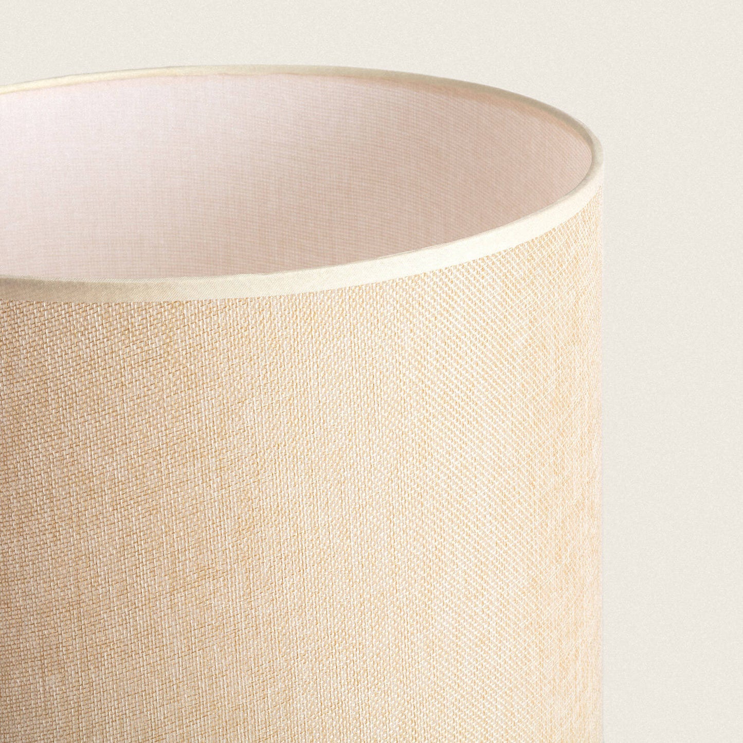Lámpara de Mesa Metal y Tela Muka