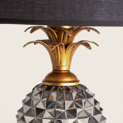 Lámpara de Mesa Metal y Tela Samoa