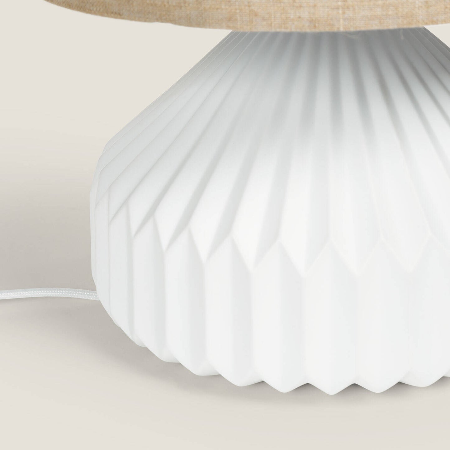 Lámpara de Mesa Porcelana y Tela Monduver