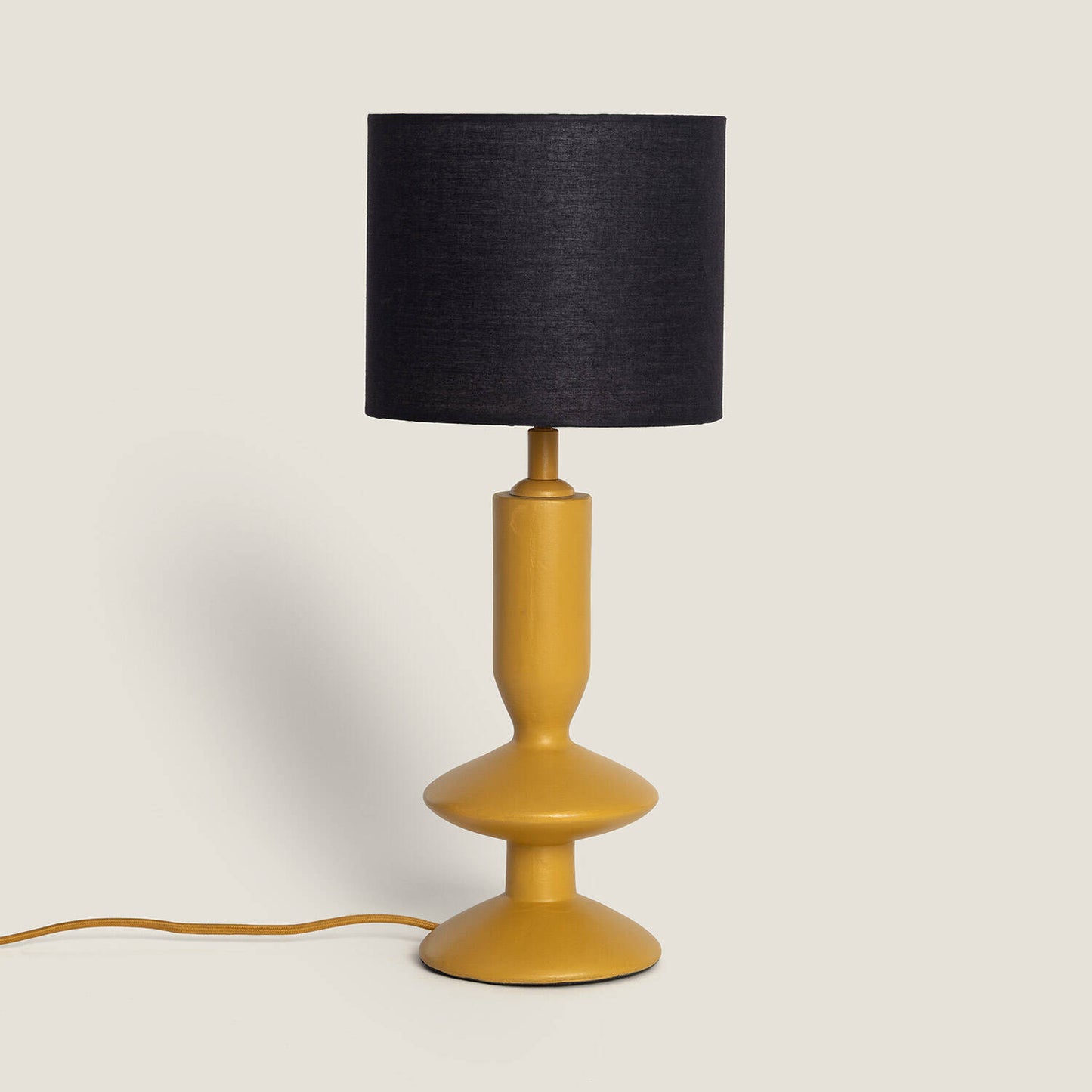 Lámpara de Mesa Resina Tinola Daleth