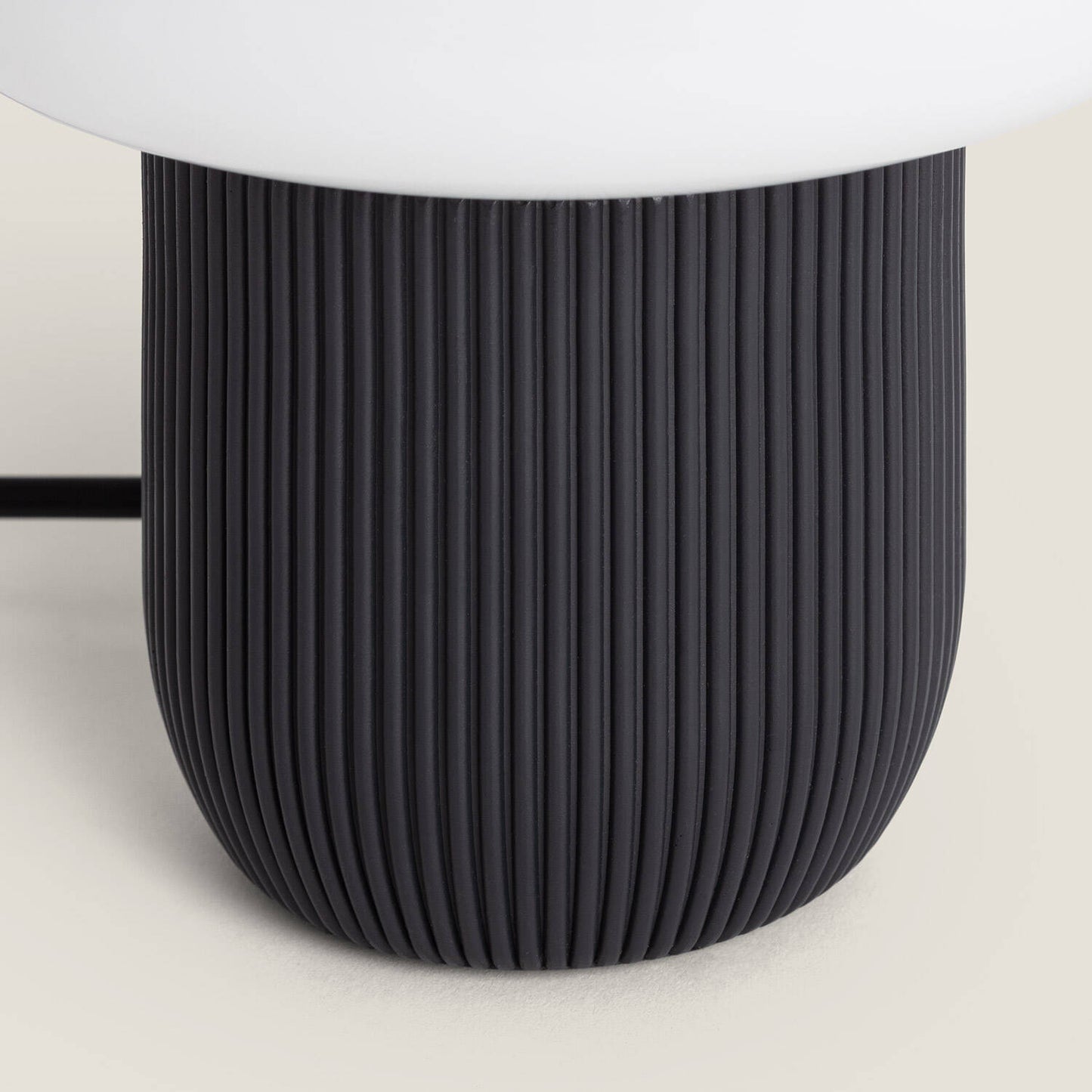 Lámpara de Mesa Resina Nacune