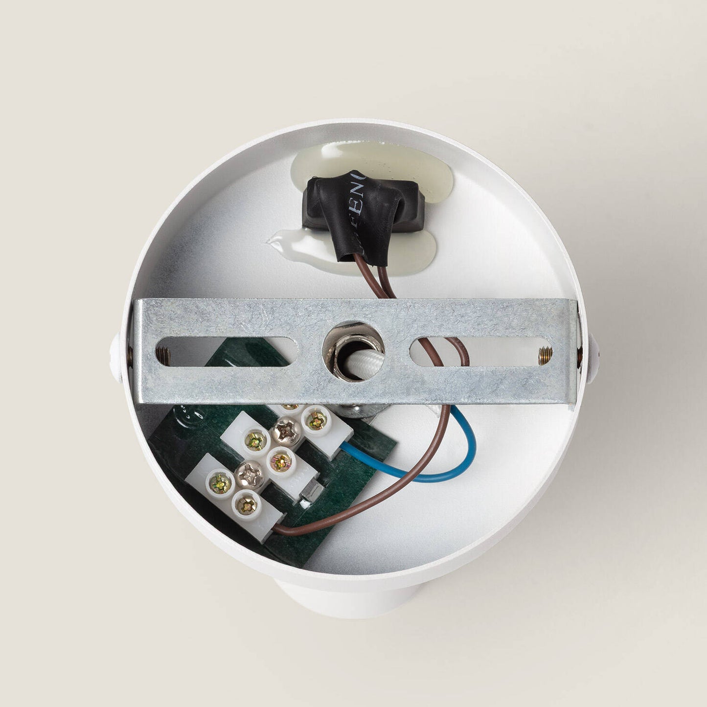 Lámpara de Pared Aluminio Orientable con Interruptor 1 Foco Oasis Blanco