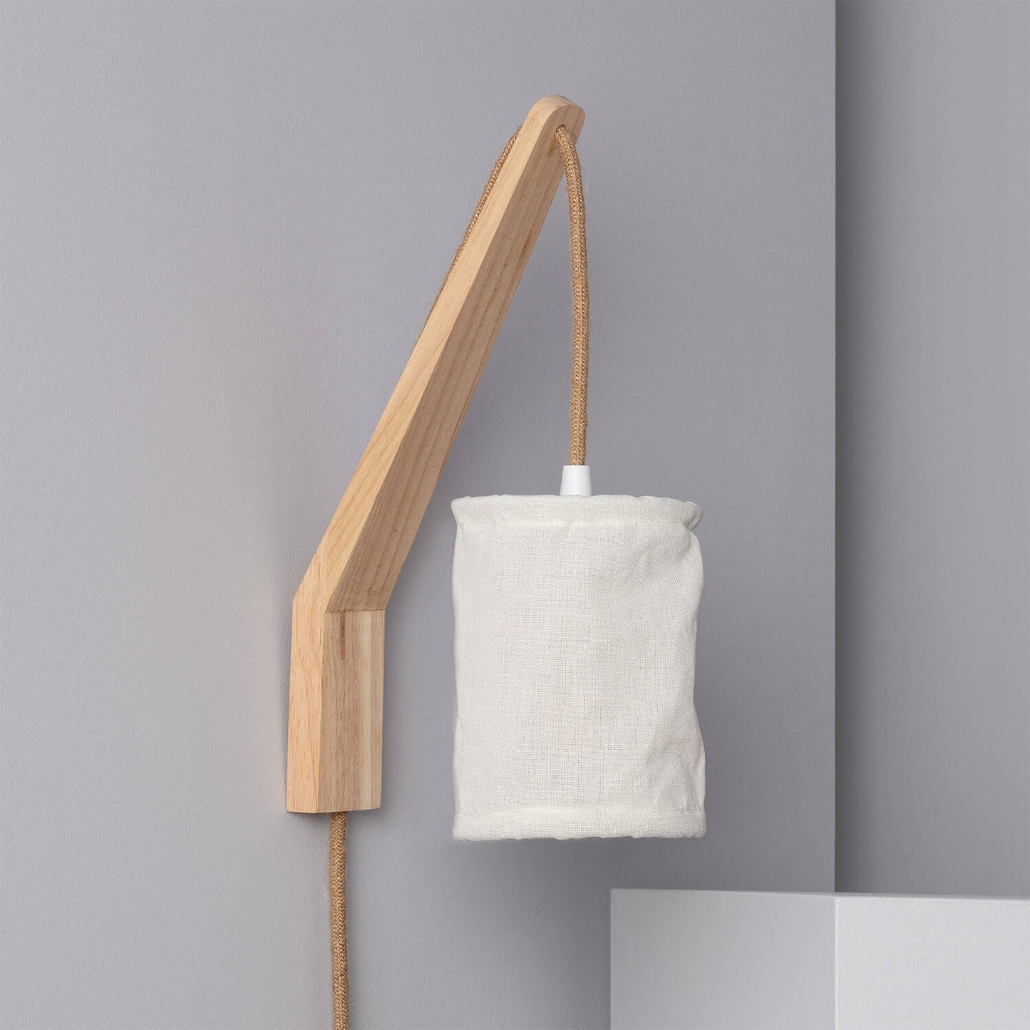 Lámpara de Pared de Madera y Tela Kanzu