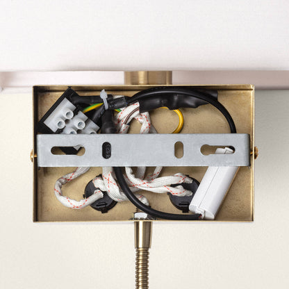 Lámpara de Pared de Metal con Flexo LED de Lectura Waldorf
