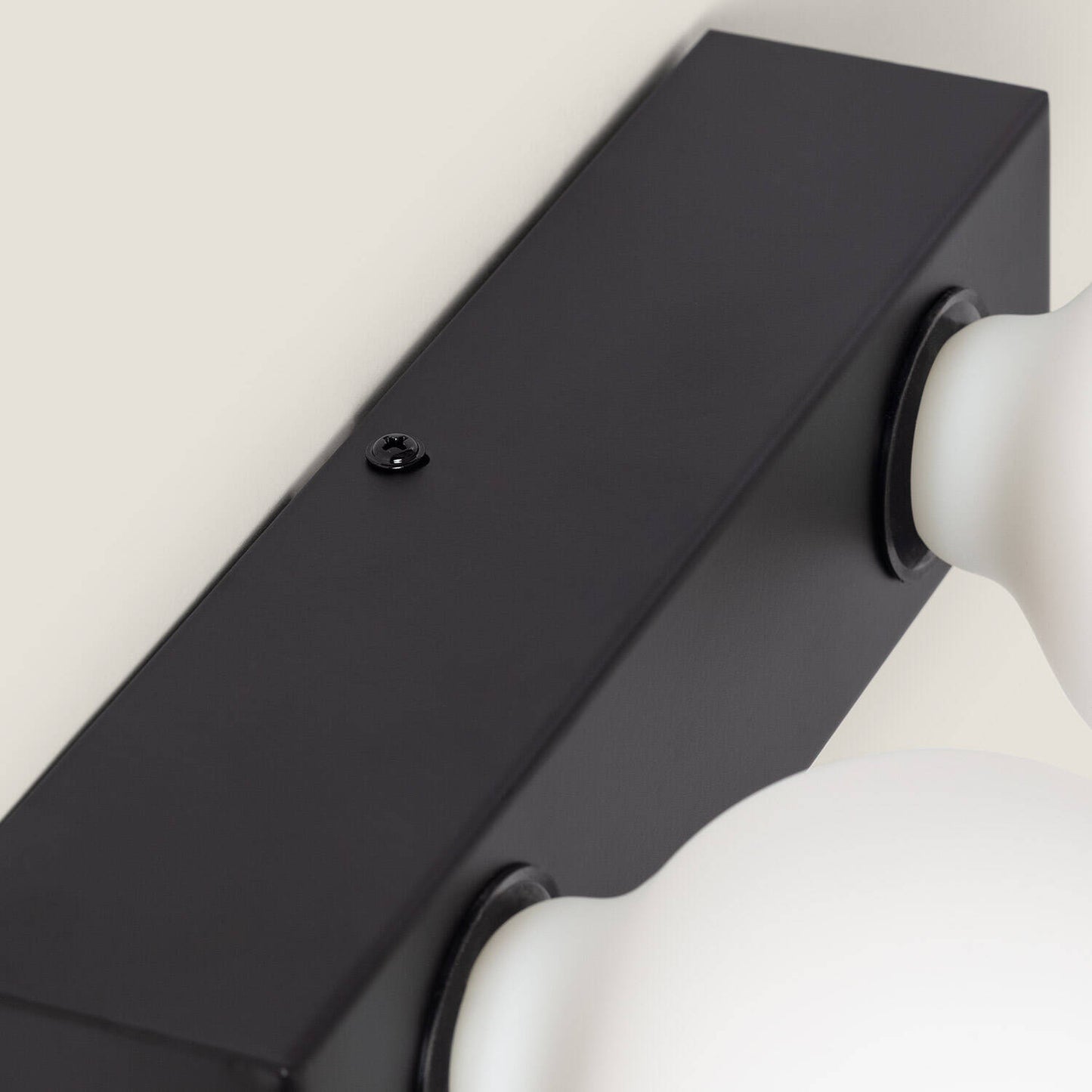 Aplique de Pared Baño Metal 2 Focos Aizkra
