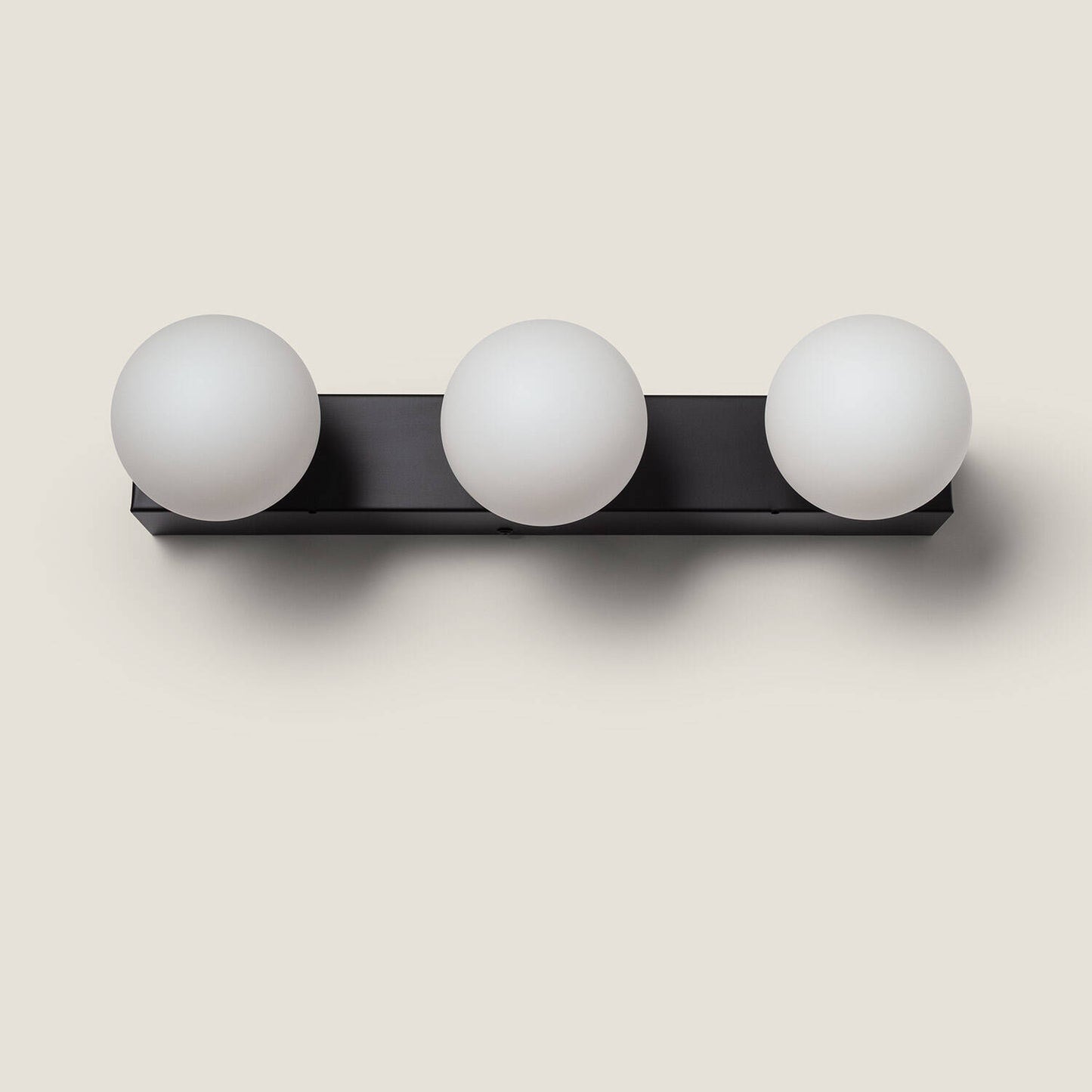 Lámpara de Pared Baño Metal 3 Focos Aizkra