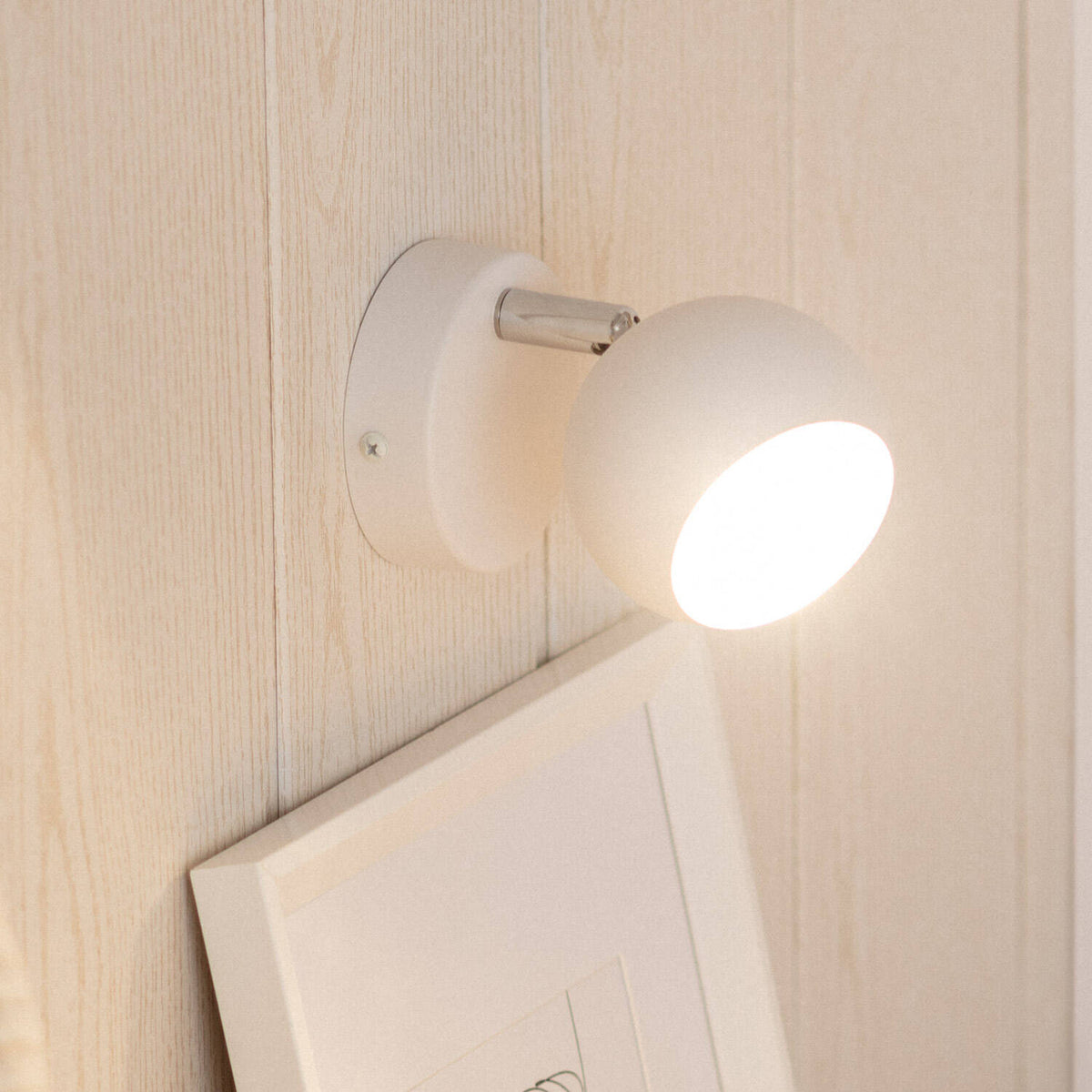 Lámpara de Pared Metal Orientable 1 Foco Blanco Ates