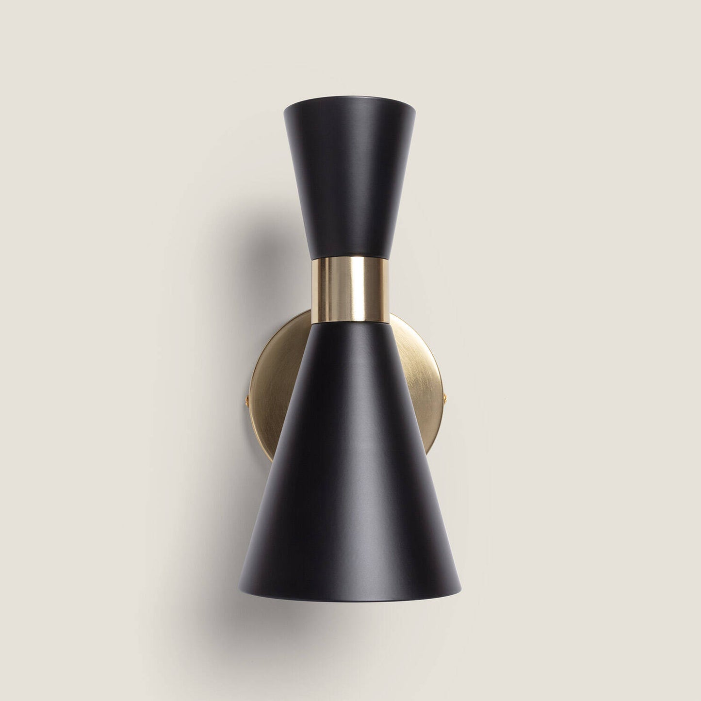 Lámpara de Pared Metal Jigger