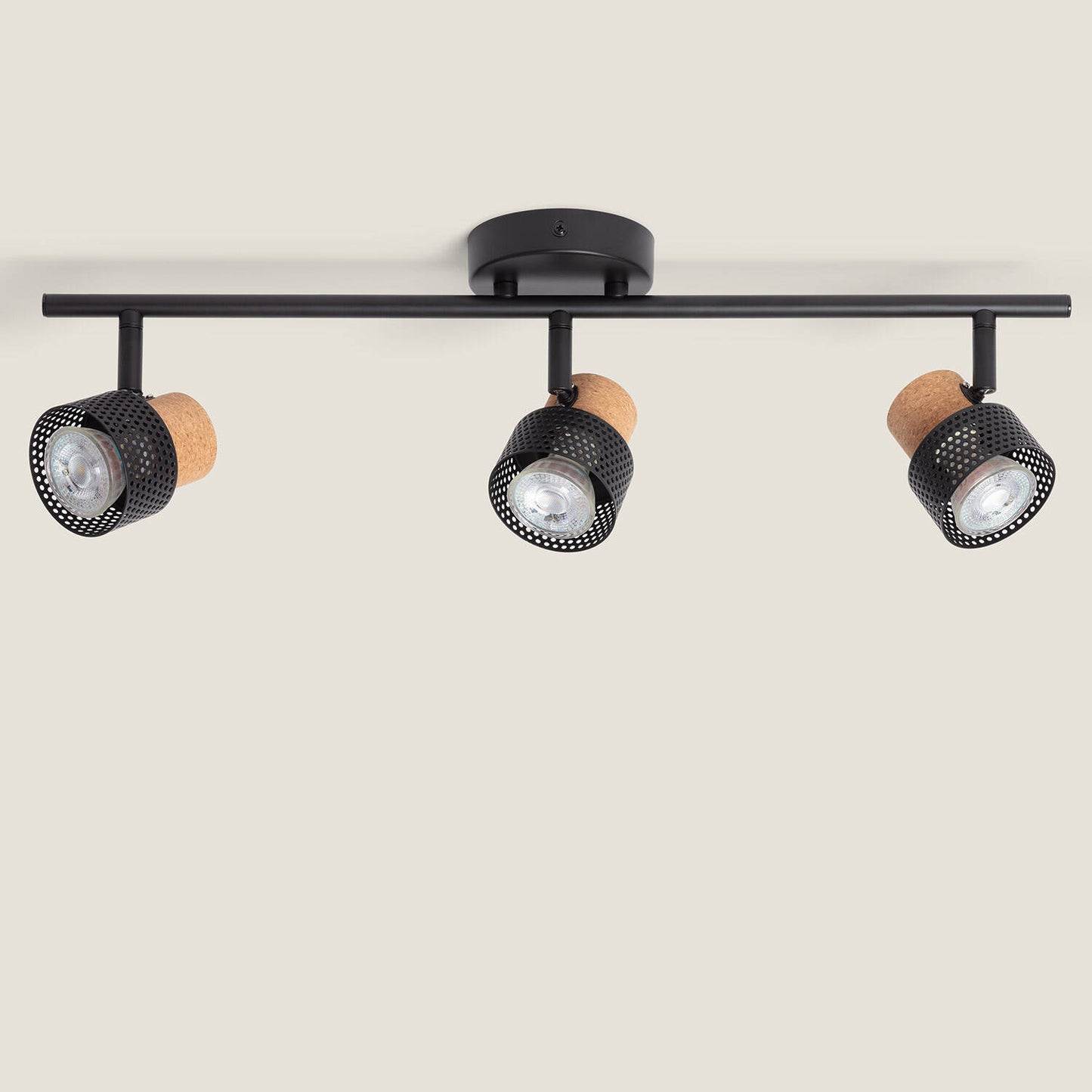 Lámpara de Pared Metal y Corcho Tres Focos Liksy