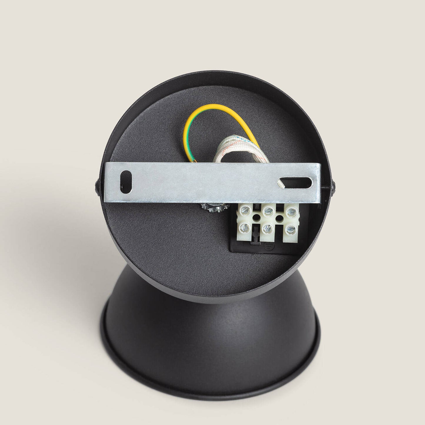Lámpara de Pared Orientable Metal 1 Foco Emer Negro