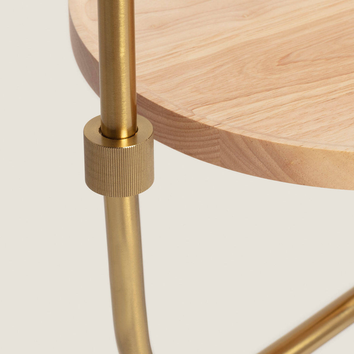 Lámpara de Pie con Mesa Auxiliar de Mármol y Madera Nolia