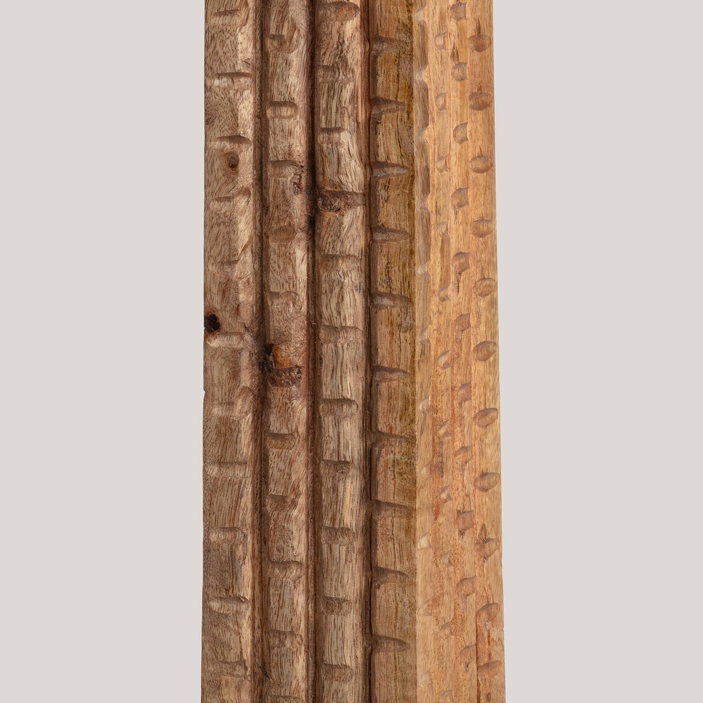 Lámpara de Pie Madera Kyathi ILUZZIA