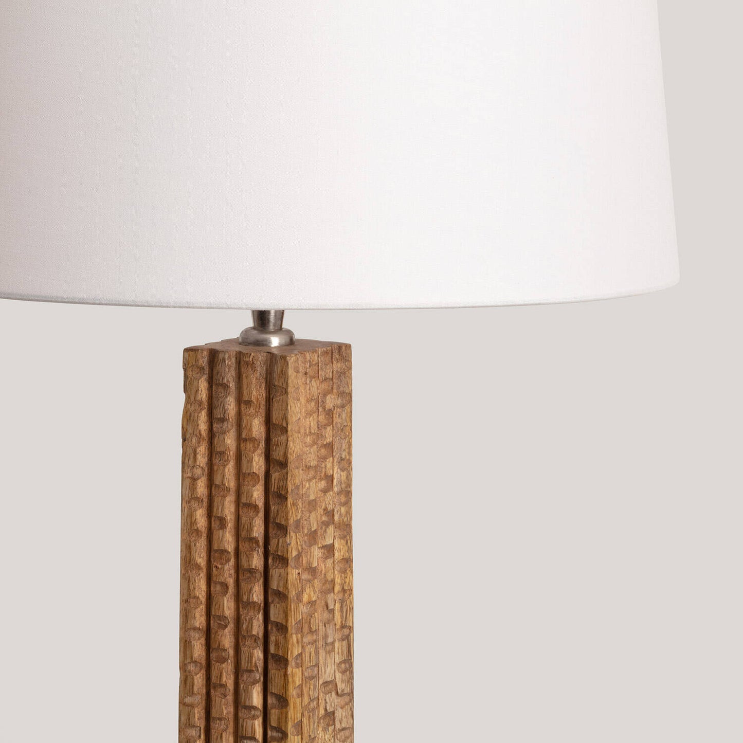 Lámpara de Pie Madera Kyathi ILUZZIA