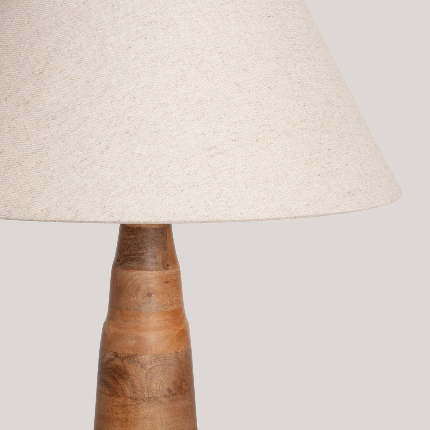 Lámpara de Pie Madera Zeil Rajesh ILUZZIA