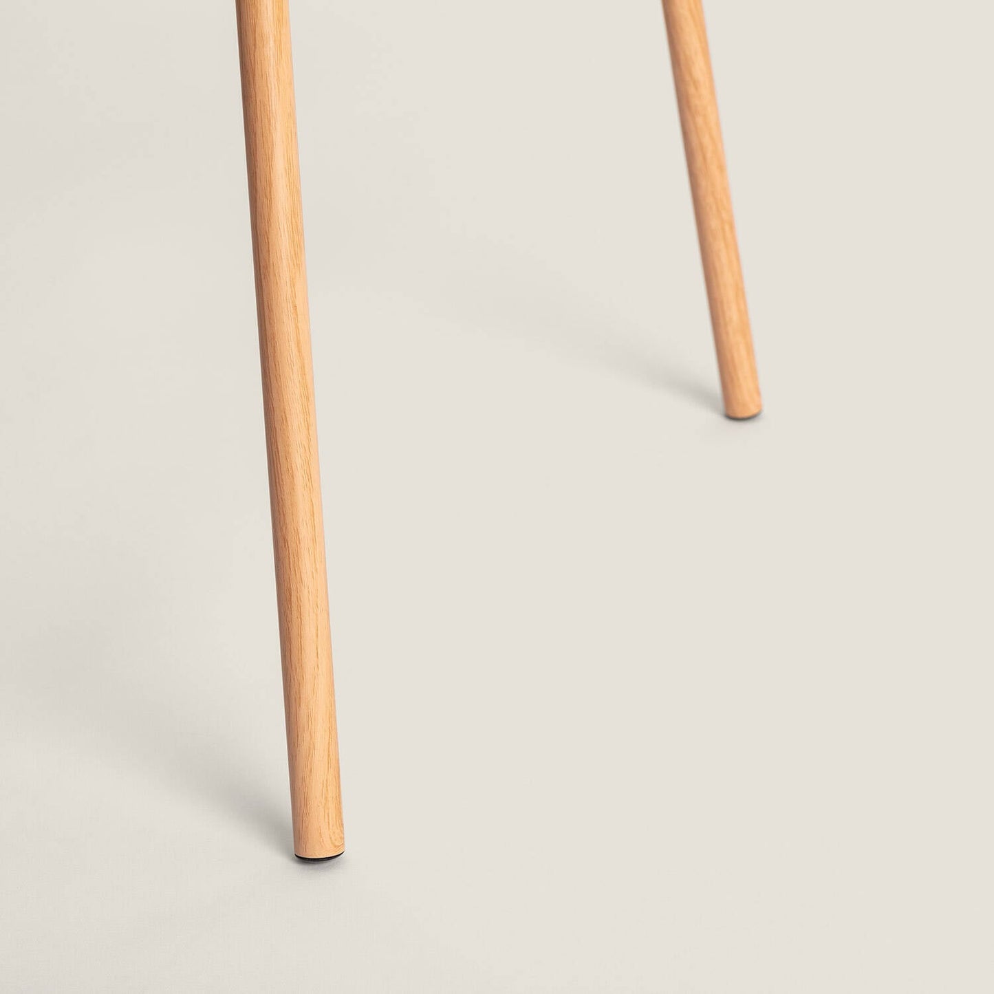 Lámpara de Pie Madera y Tela Kathathu