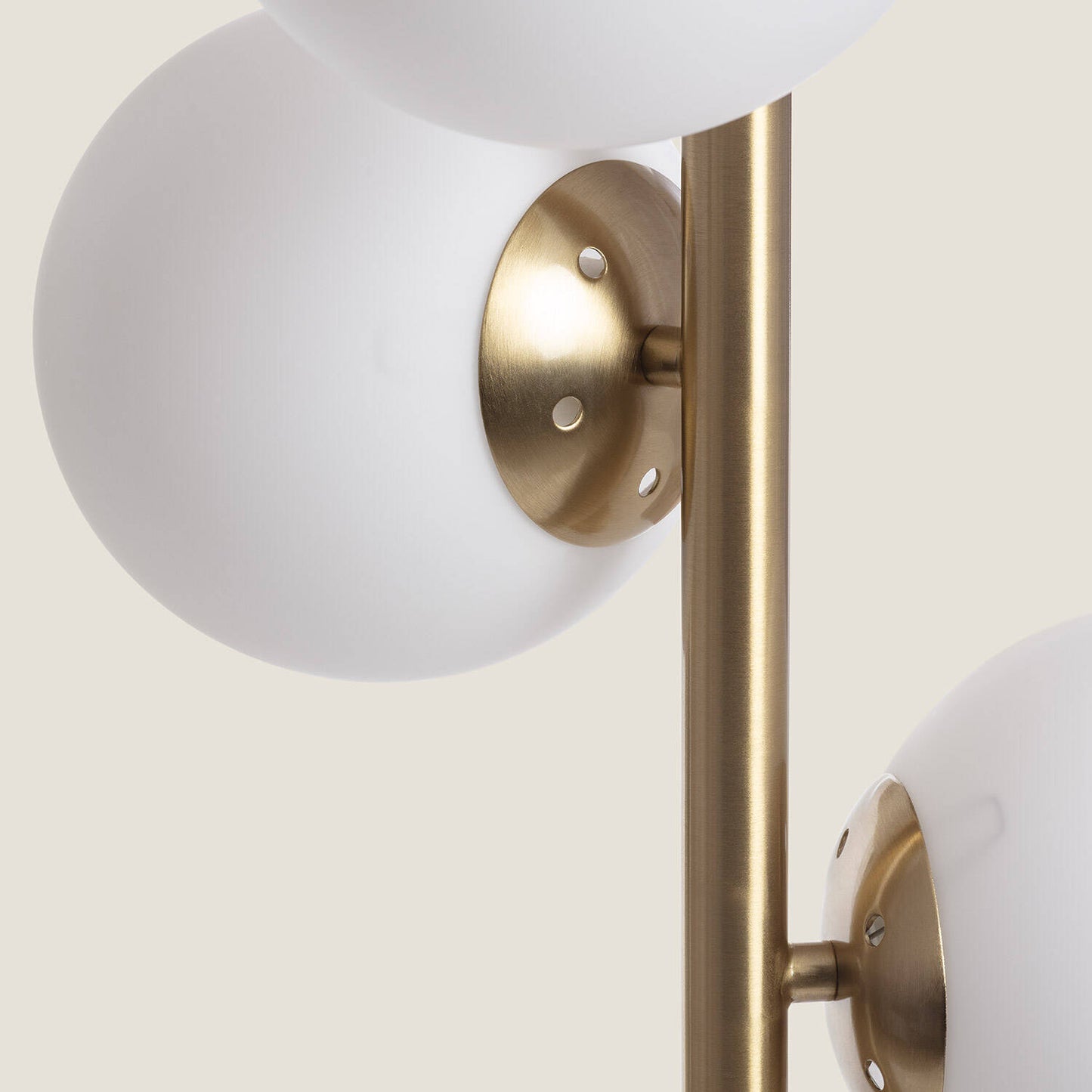 Lámpara de Pie Metal y Cristal Moonlight Brass Round 3 Focos