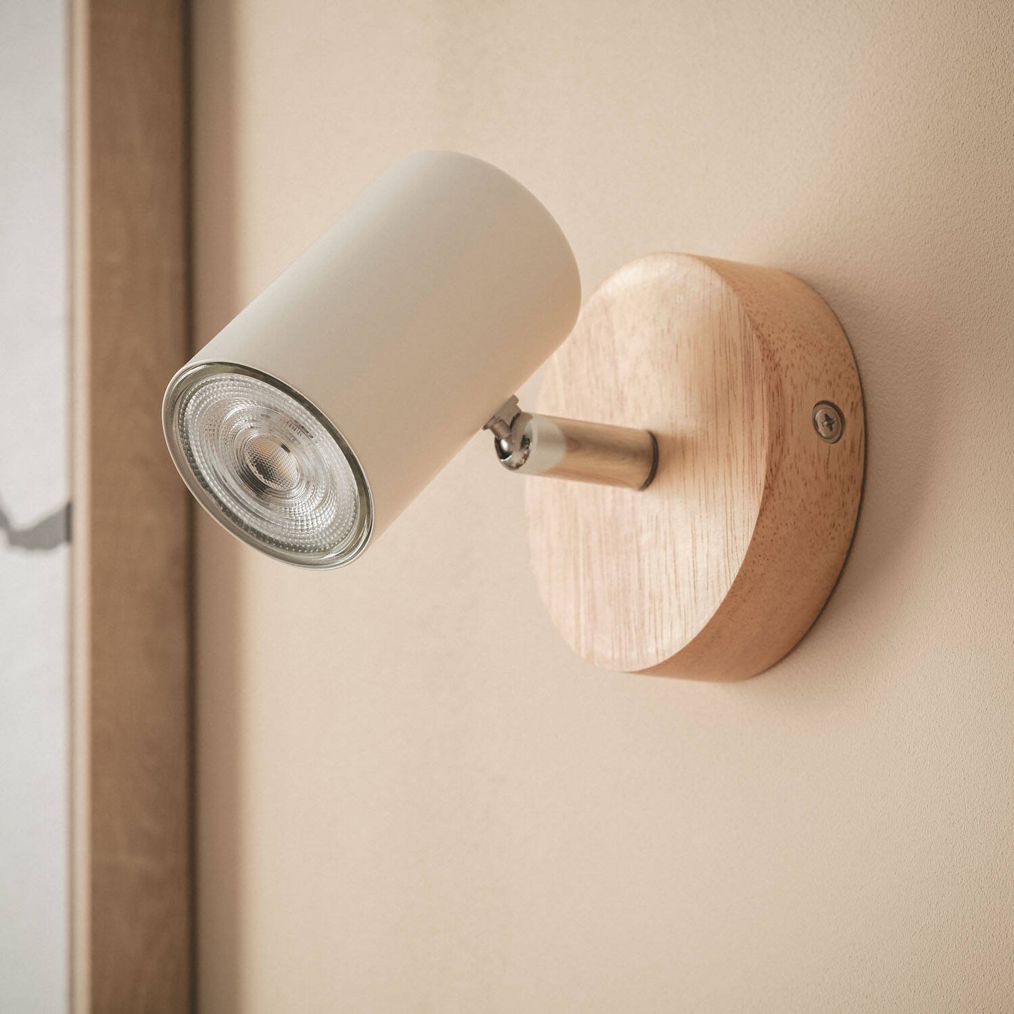 Lámpara de Techo Orientable Madera 1 Foco Olmo