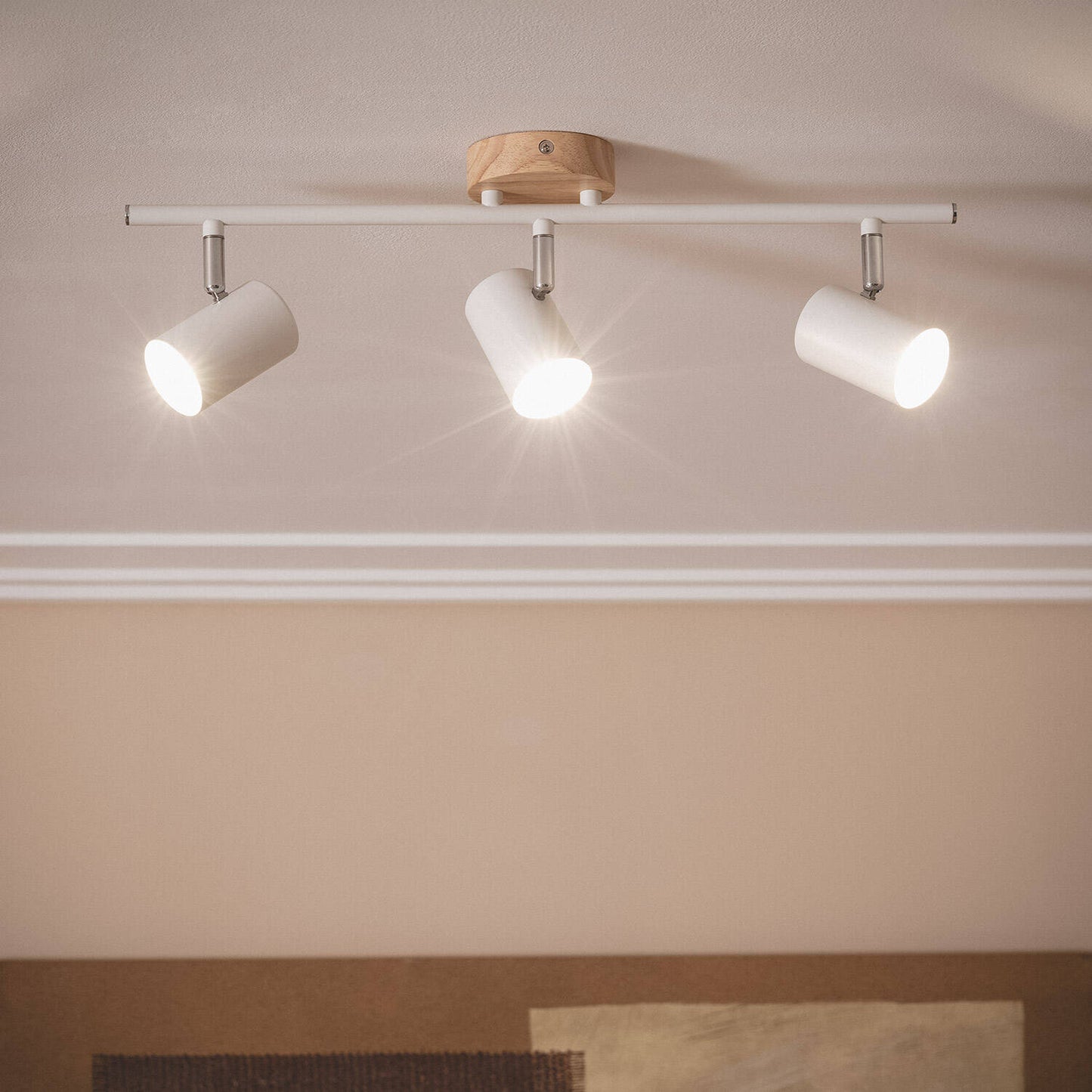 Lámpara de Techo Orientable Madera 3 Focos Olmo