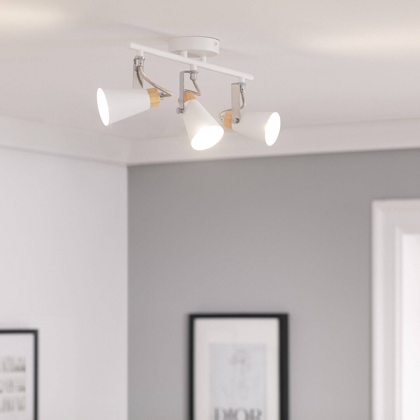 Lámpara de Techo Orientable Metal y Madera 3 Focos Mara