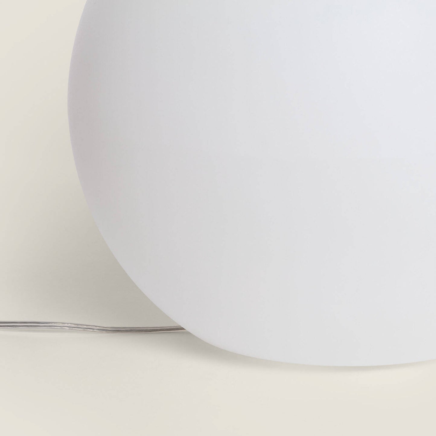 Lámpara Esférica Decorativa Bola de Luz Evan Orb