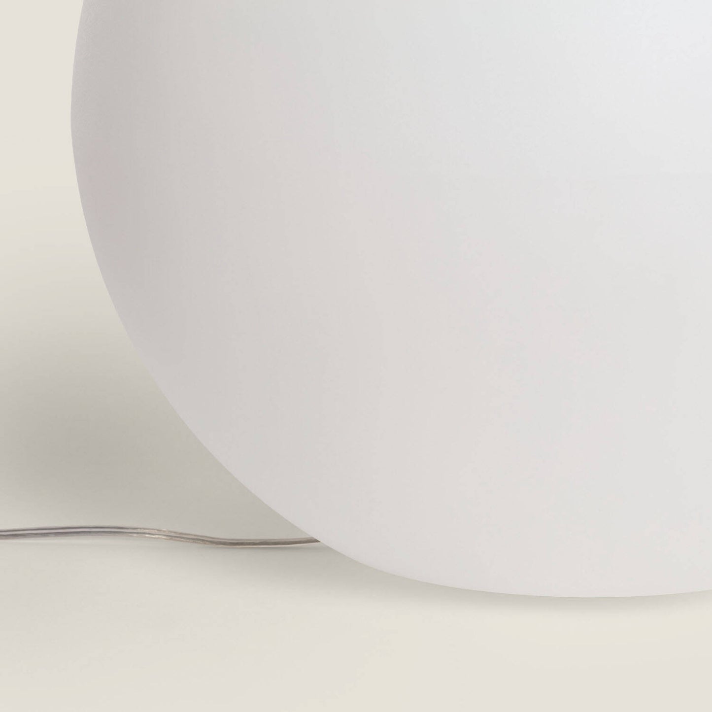 Lámpara Esférica Decorativa Bola de Luz Evan Orb