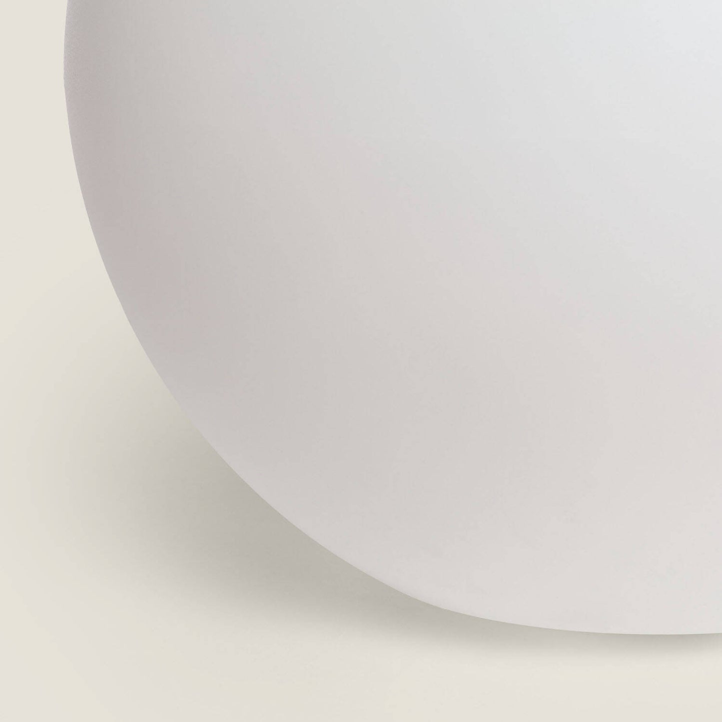 Lámpara Esférica Decorativa Bola de Luz LED RGB+CCT Evan Orb