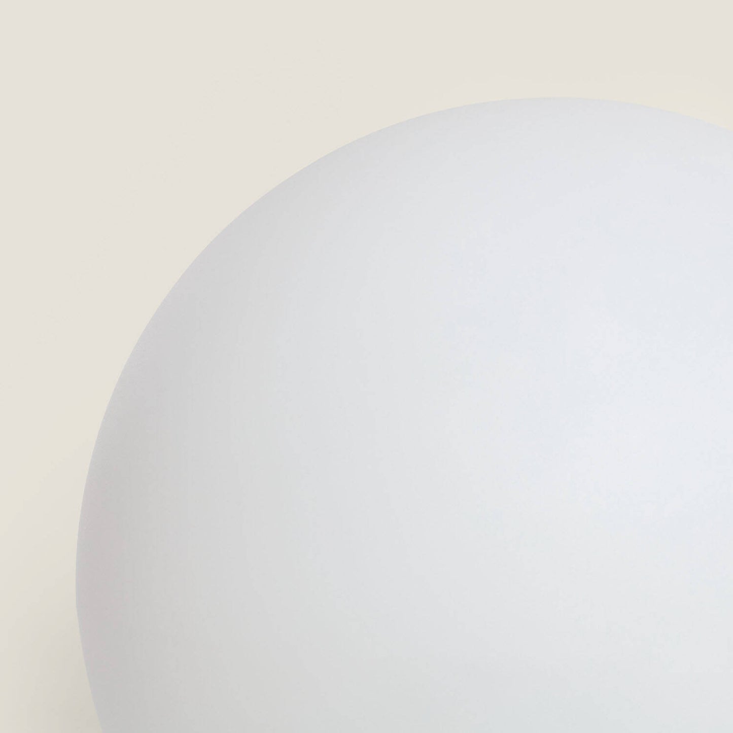 Lámpara Esférica Decorativa Bola de Luz LED RGB+CCT Evan Orb