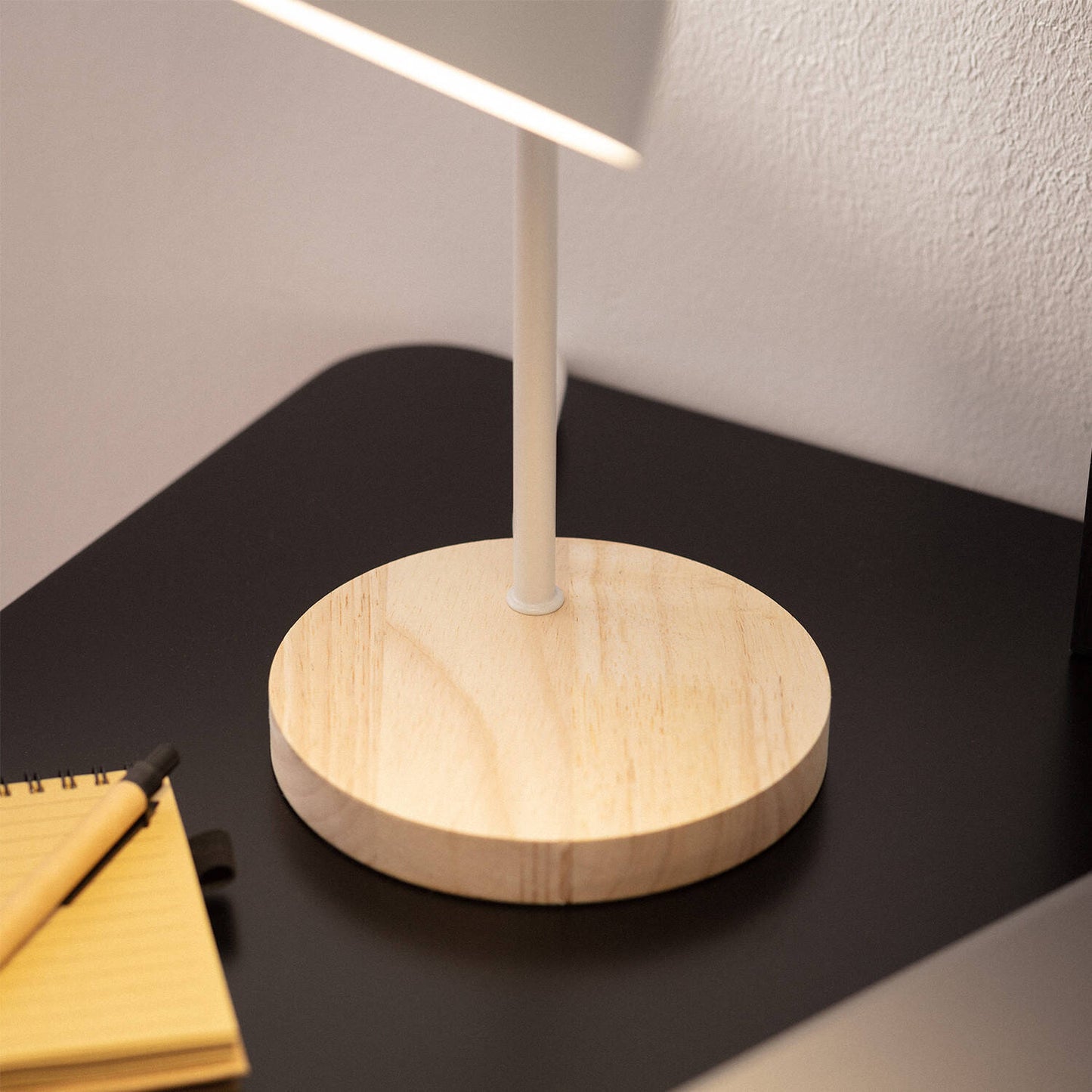 Lámpara Flexo Escritorio Aluminio y Madera Luxo