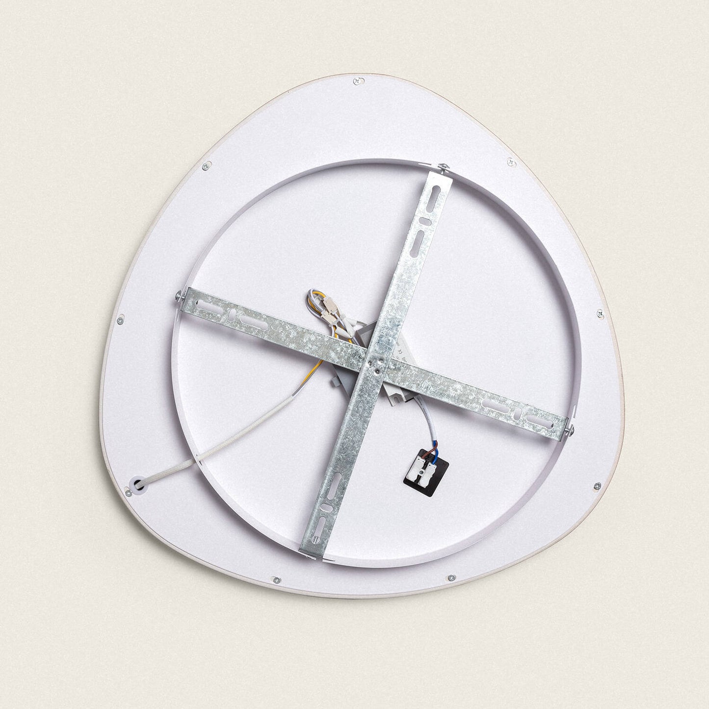 Plafón LED 20W Ovalado Aluminio Ø420 mm CCT Seleccionable Owen